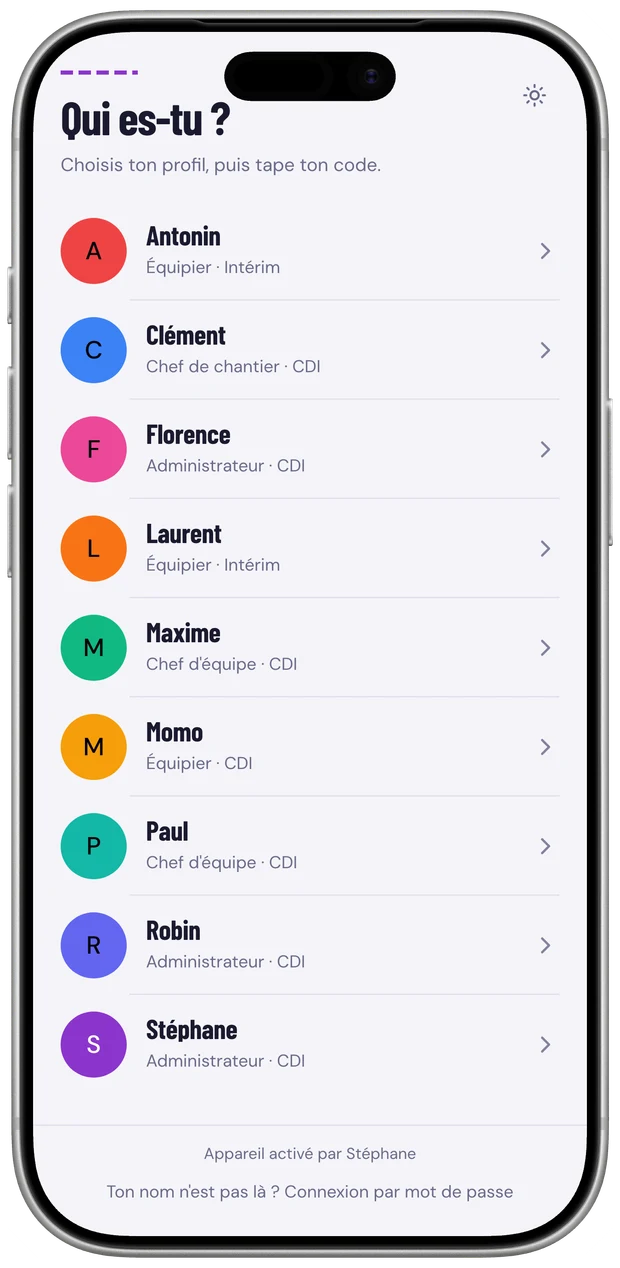 Trombinoscope d’EliteFlow sur iPhone : chaque membre de l’équipe choisit son profil dans la liste.